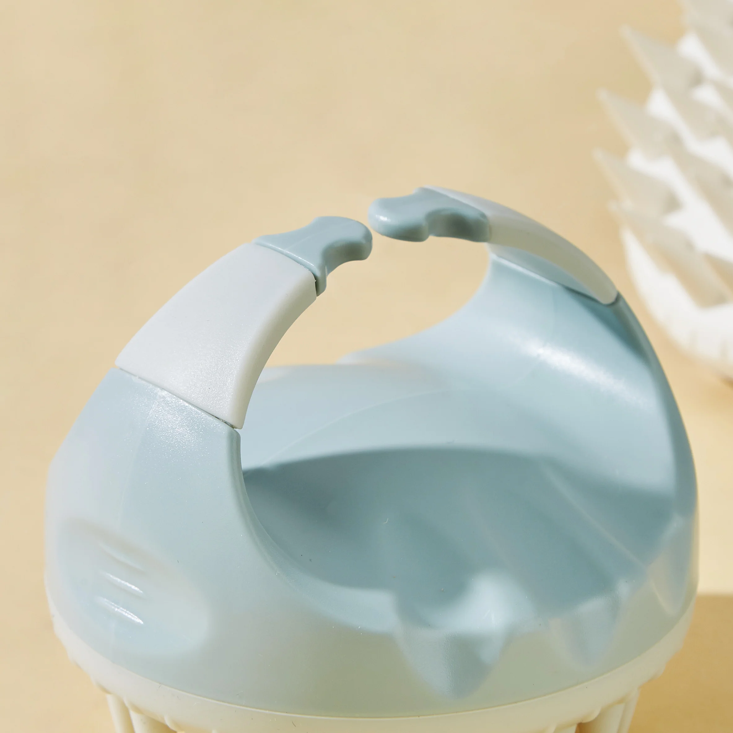 BA Tools ABS Scalp Massager - Image 4