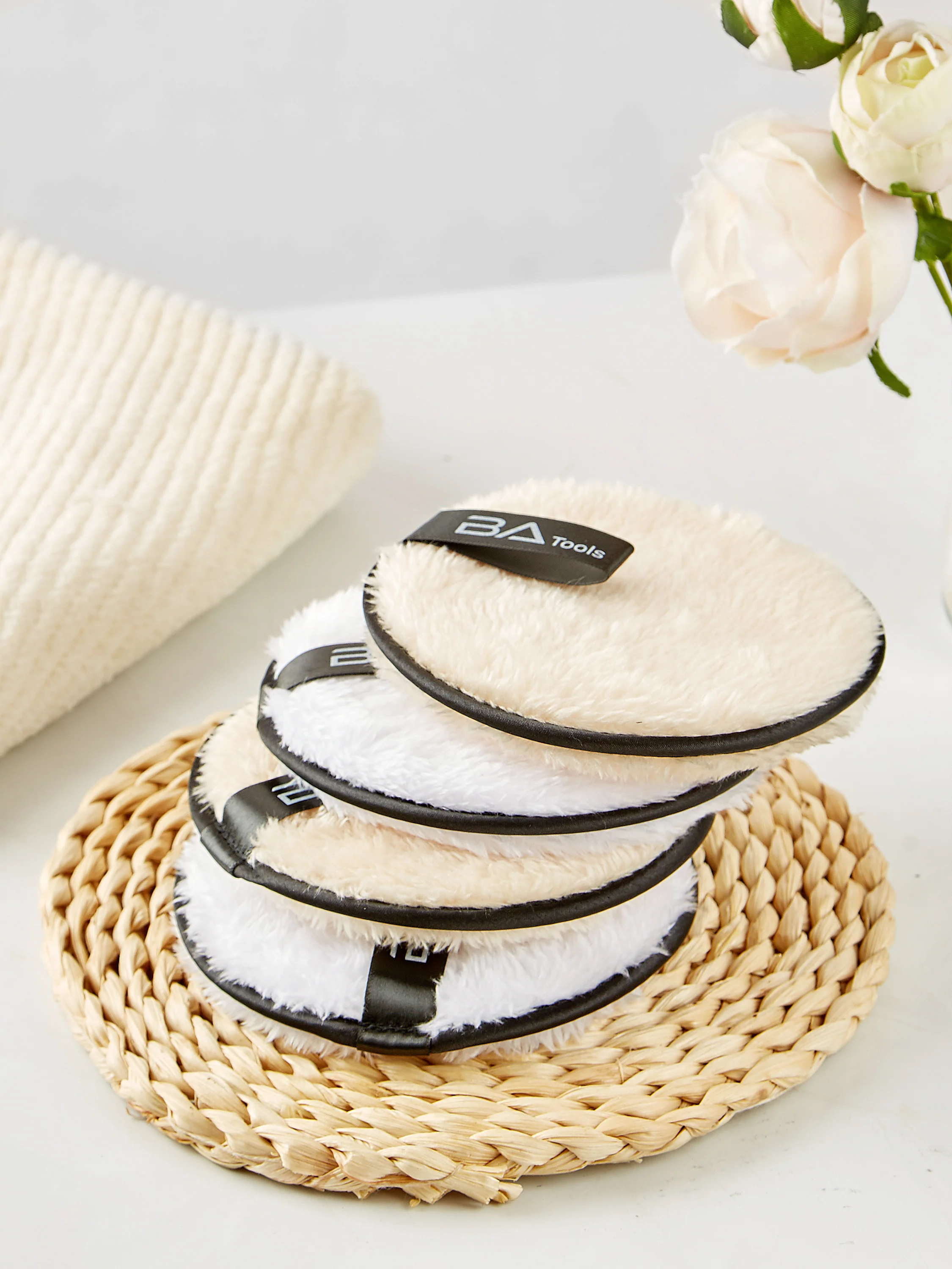 BA Tools Bath Magic Makeup Remover Pads - Image 5