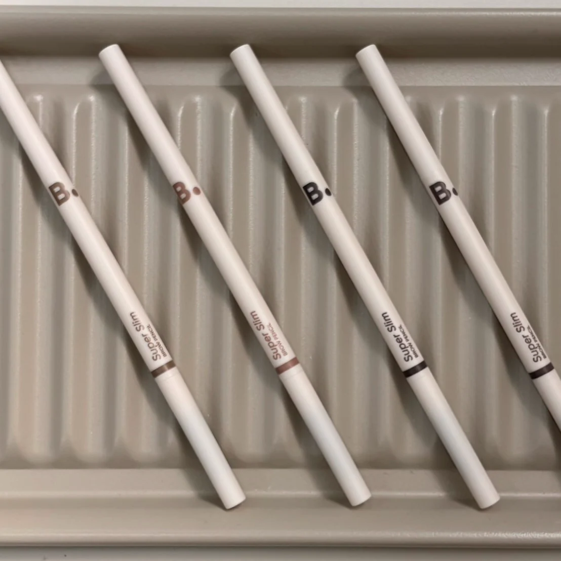 Banila Co B.By Banila Super Slim Brow Pencil 0.08g - Image 2