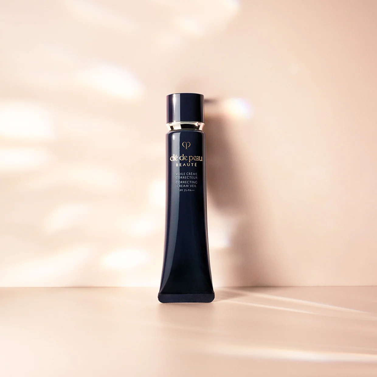 Cle De Peau Beaute Correcting Cream Veil SPF 25 N - Image 3