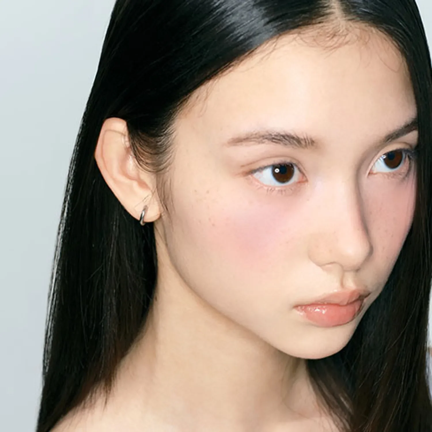 Naming Fluffy Powder Blush - Image 16